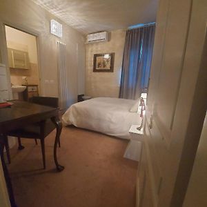 Camera con letto queen size